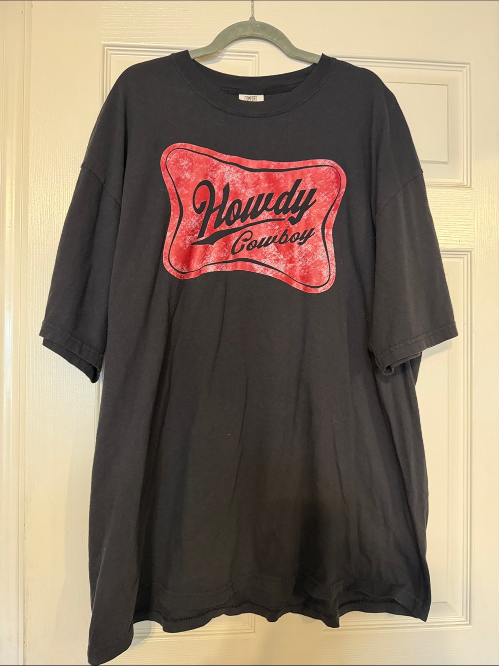 Comfort Colors Black Short Sleeve Tee with Red 'Howdy Cowboy' Graphic